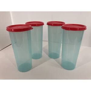 Tupperware 16 Oz Tumblers With Lids (4 Light Blue Tumblers With 4 Pink Lids)